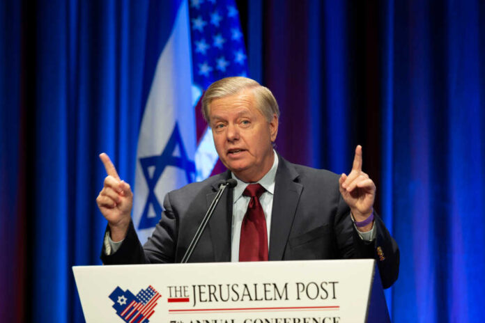 New,York,,Ny,-,April,29,,2018:,Us,Senator,Lindsey