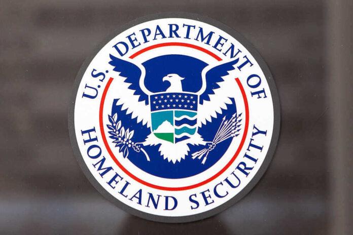 shutterstock_253261459.jpg featured image U.S. Department of Homeland Security logo.