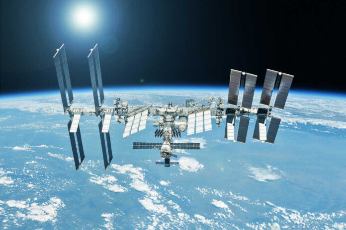 shutterstock_1955801317.jpg featured image International Space Station orbiting above Earth.