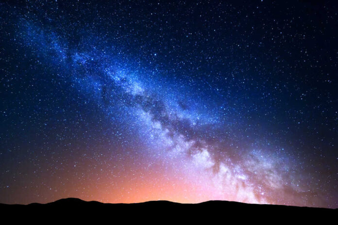 shutterstock_436818499.jpg featured image Starry night sky with Milky Way galaxy visible